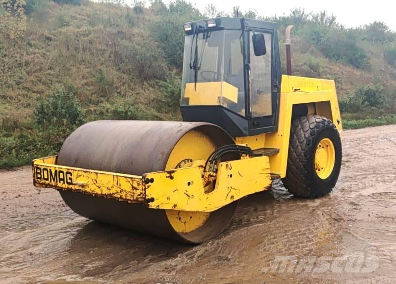 Bomag BW213 D Rouleaux monocylindre