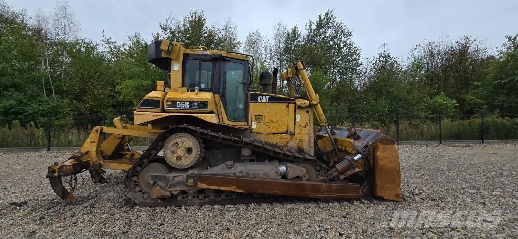 CAT D 6 R XL II Bouteurs sur chenilles