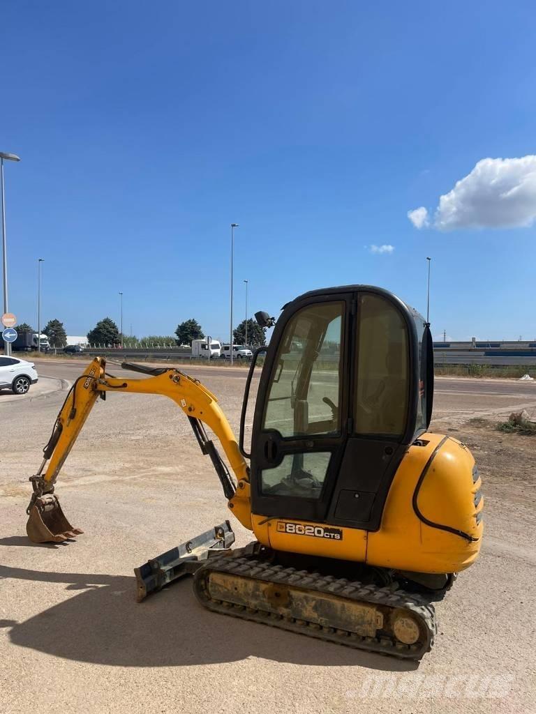 JCB 8020 Mini pelle < 7t