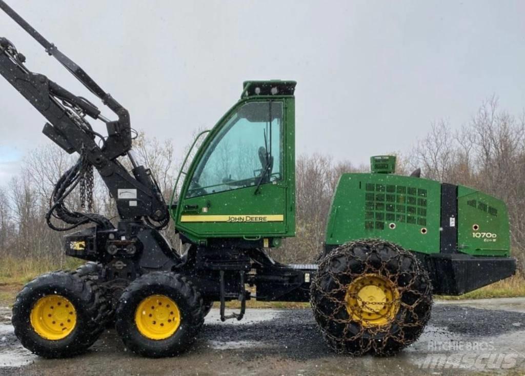 John Deere 1070 D Abatteuse