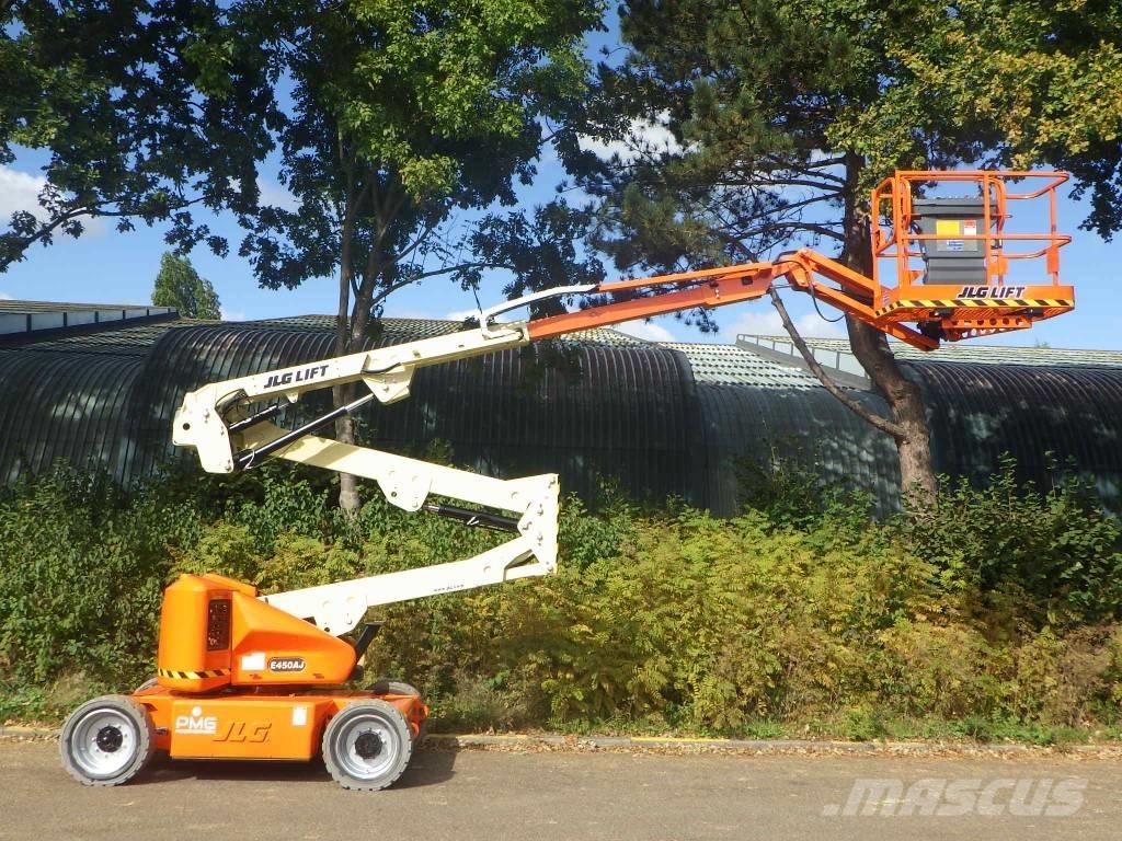 JLG E450AJ Nacelles articulées