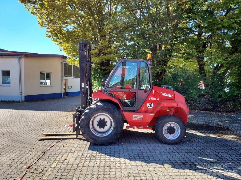Manitou M 30.4 Chariot tout terrain