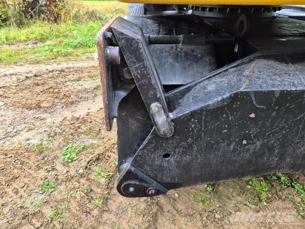 CAT M 316 D Pelle sur pneus