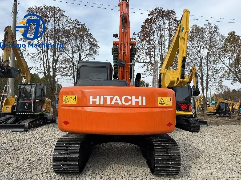 Hitachi ZX 130 Pelle sur chenilles