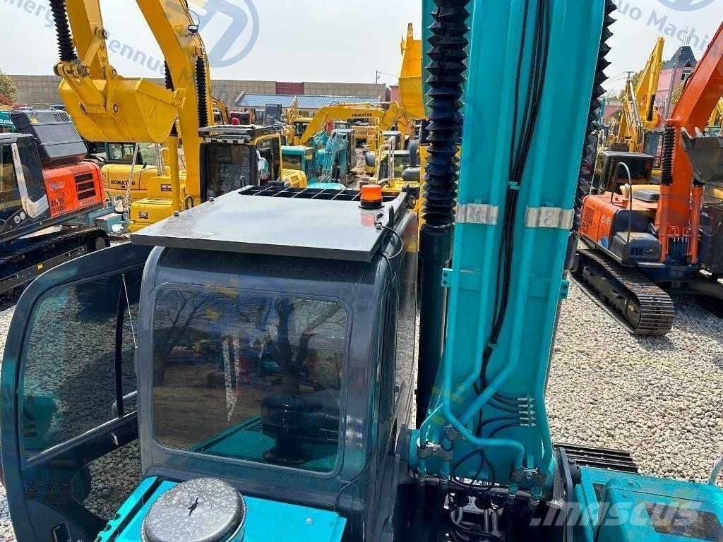 Kobelco SK 200 Pelle sur chenilles