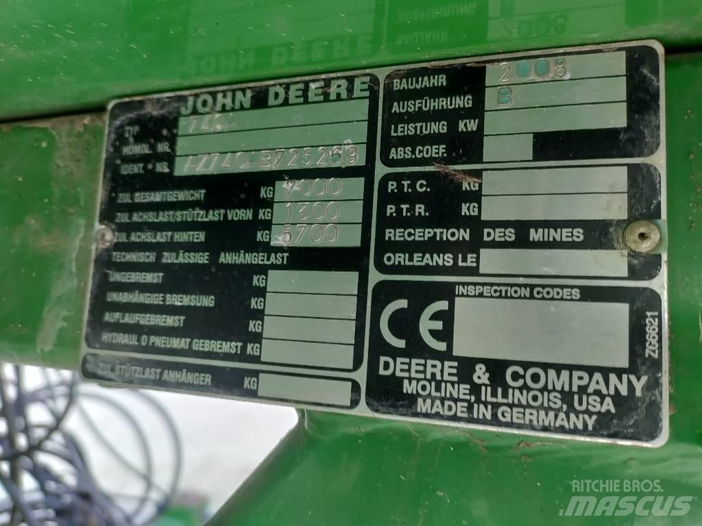John Deere 740 A Semoir