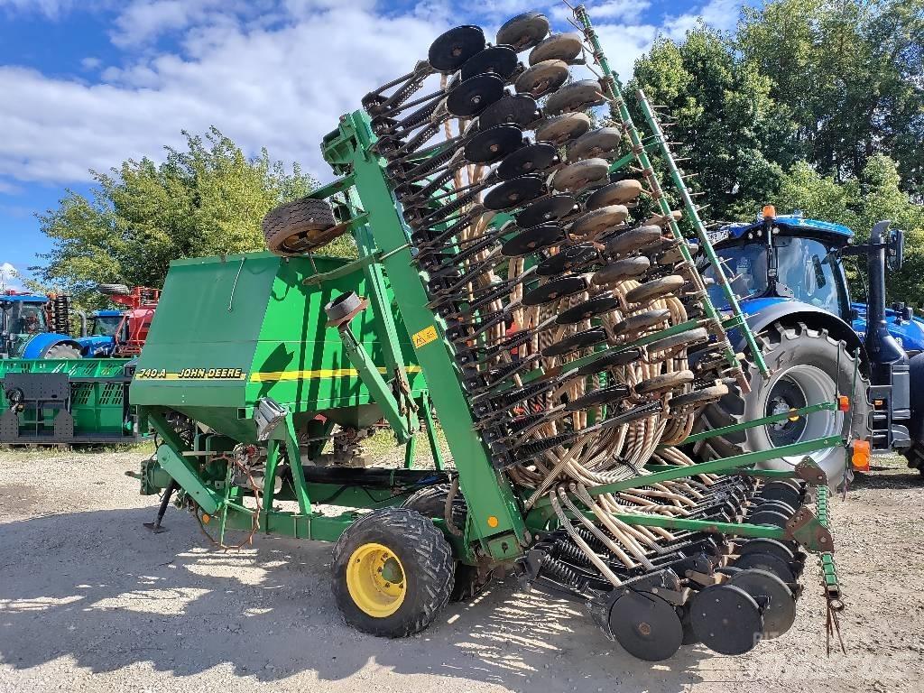 John Deere 740 A Semoir