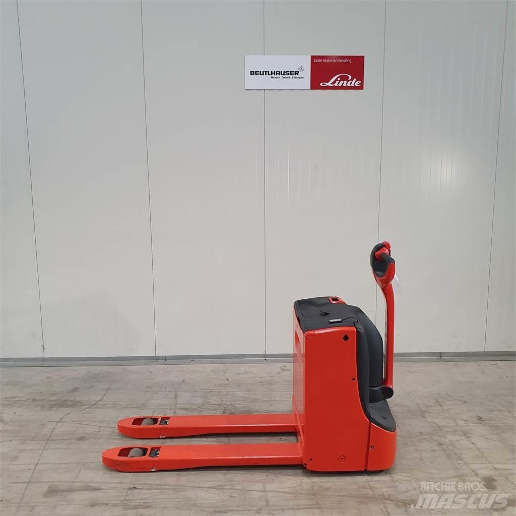 Linde T16 Li-Ion Transpalette accompagnant