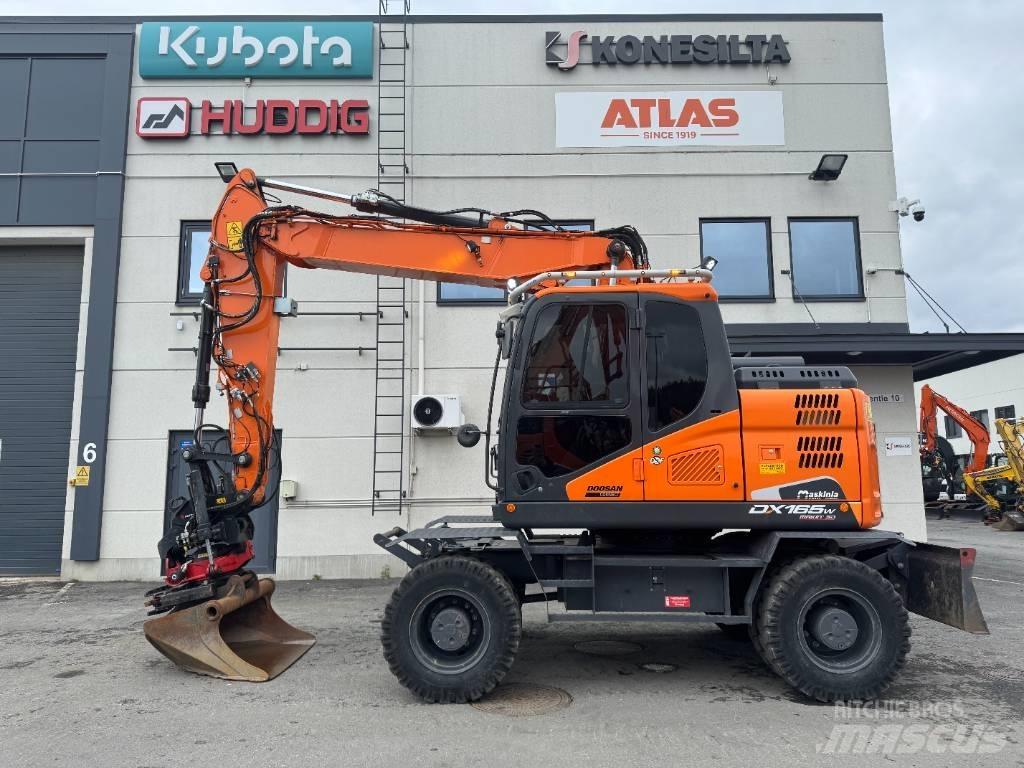 Doosan DX 165 W-5 Pelle sur pneus