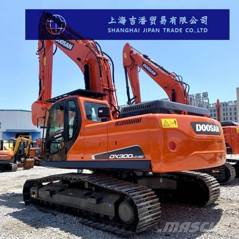 Doosan DX 300 Pelle sur chenilles