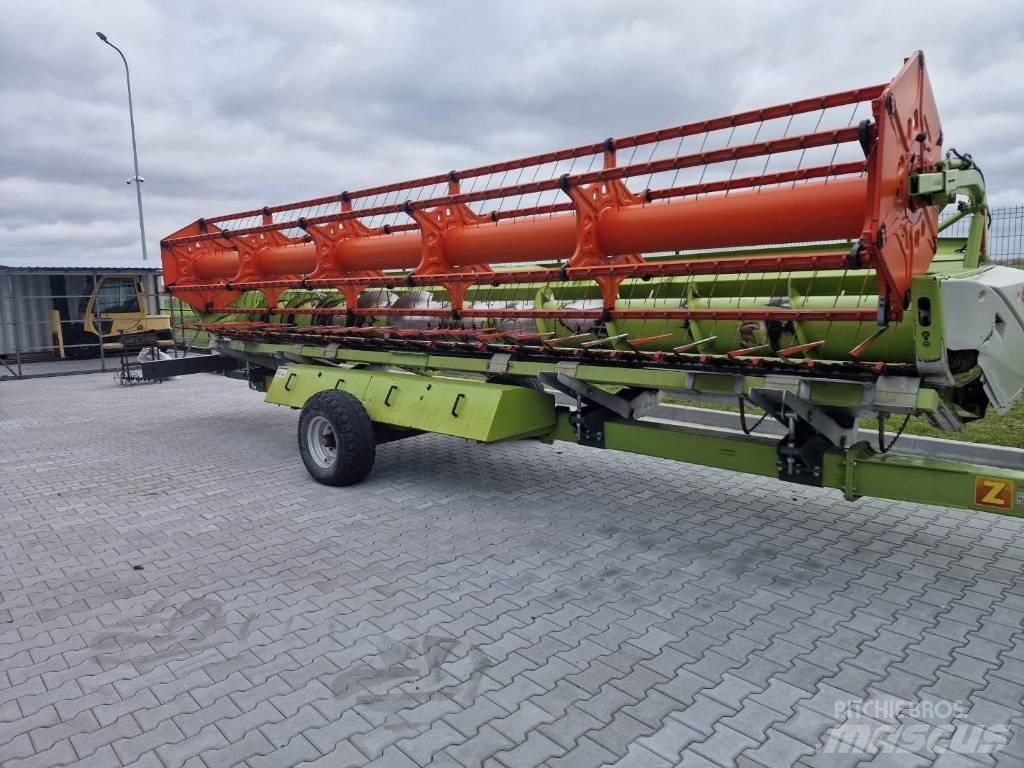 CLAAS Lexion 670 Moissonneuse batteuse