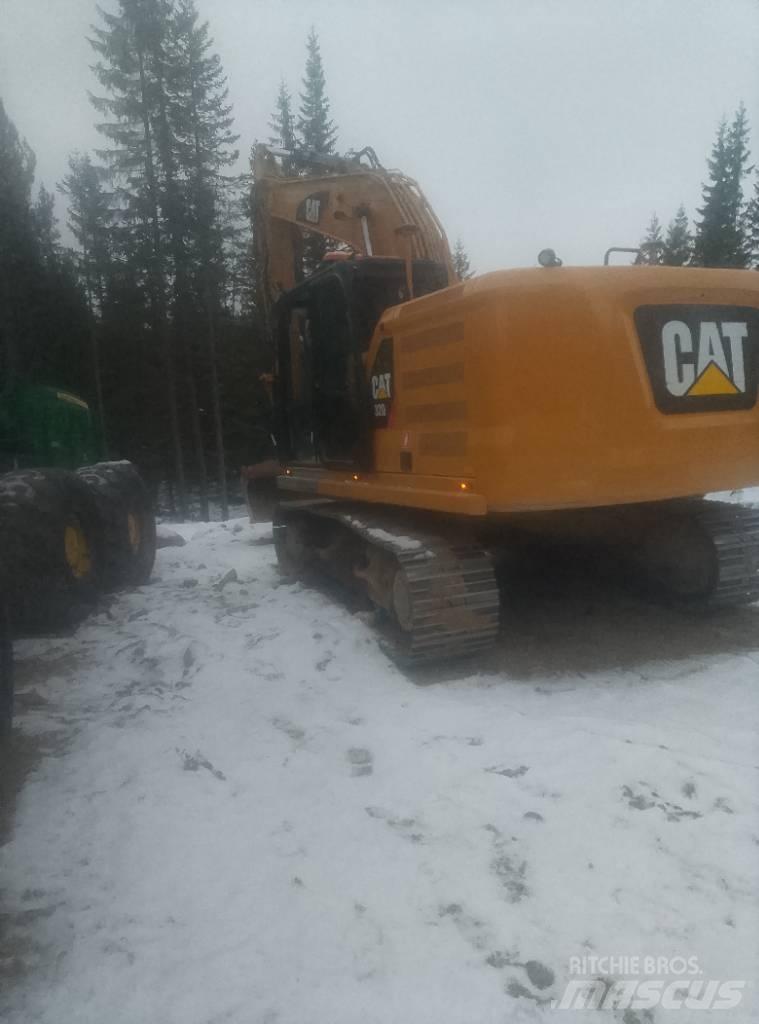 CAT 320 Pelle sur chenilles