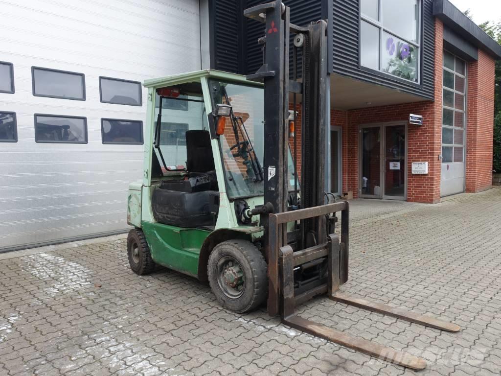 Mitsubishi FD 25 T Chariots diesel