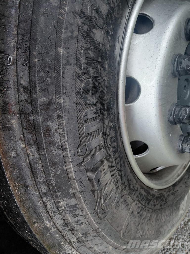 Scania 124 L 470 Tracteur routier