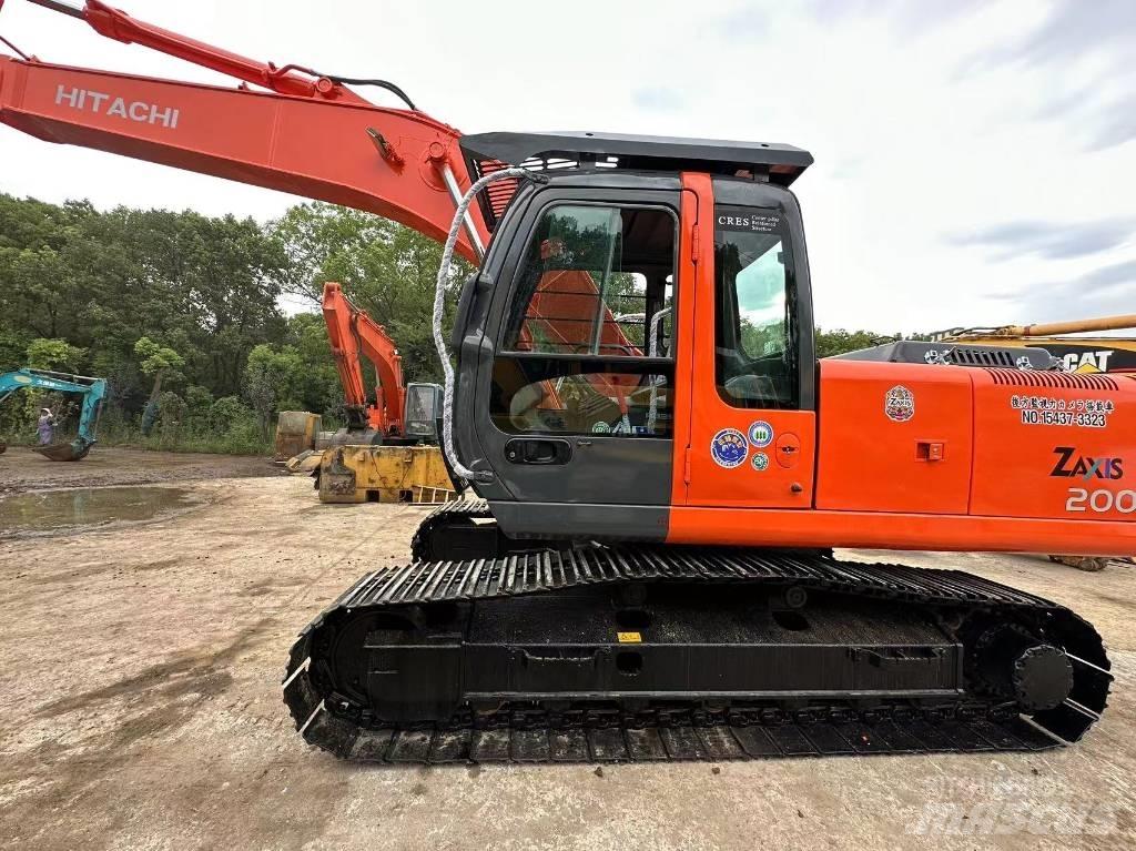 Hitachi ZX 200 Mini pelle < 7t