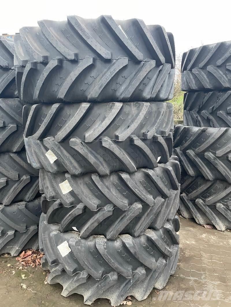 BKT IF 600/70R28 Pneus, roues et jantes