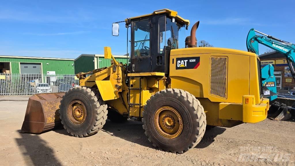 CAT 938 H Chargeuse sur pneus