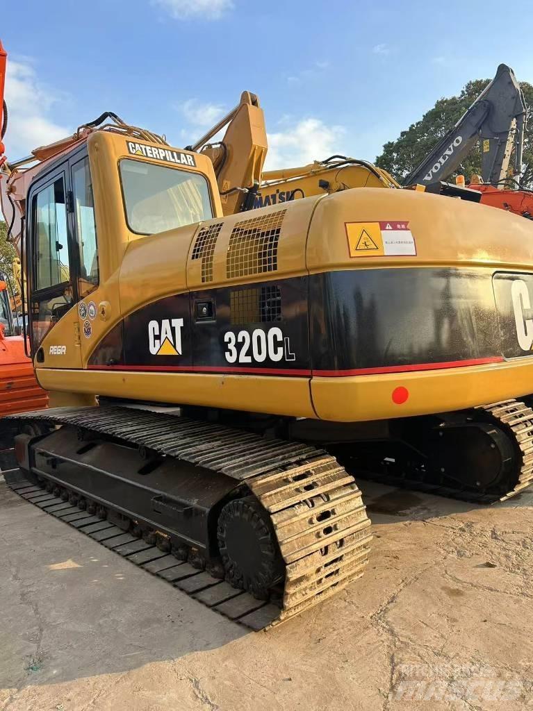 CAT 320 C L Pelle sur chenilles