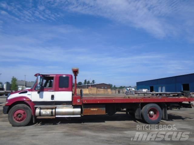 International 4300 Camion dépannage