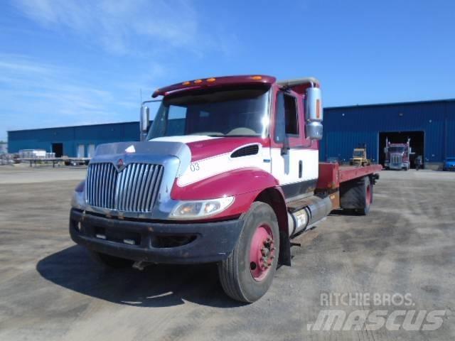 International 4300 Camion dépannage
