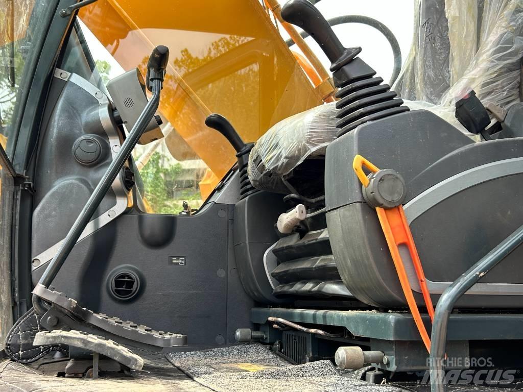 Hyundai 220-9S Pelle sur chenilles