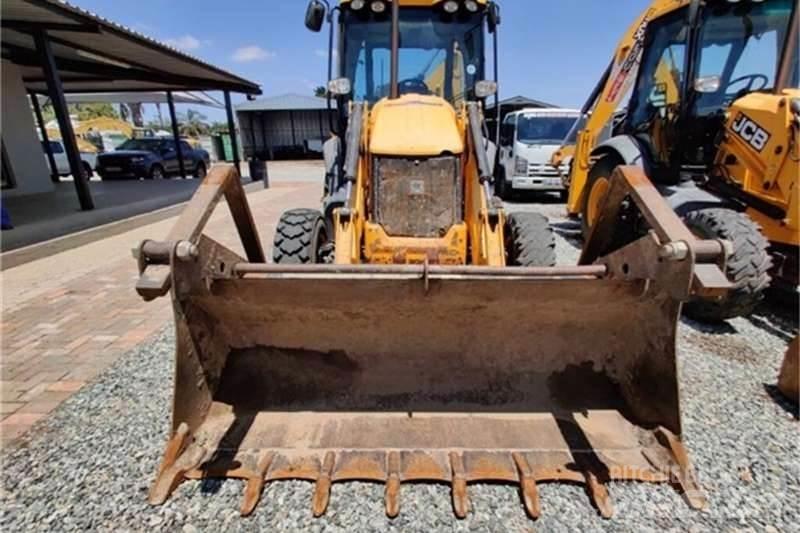 JCB 3CX 4X4 TLB Tractopelle