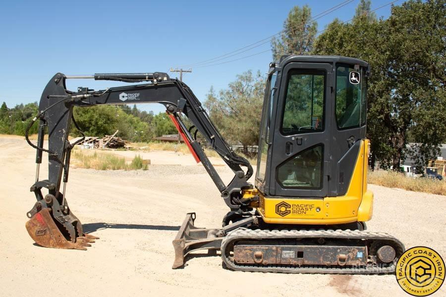 DEERE 35G Mini pelle < 7t