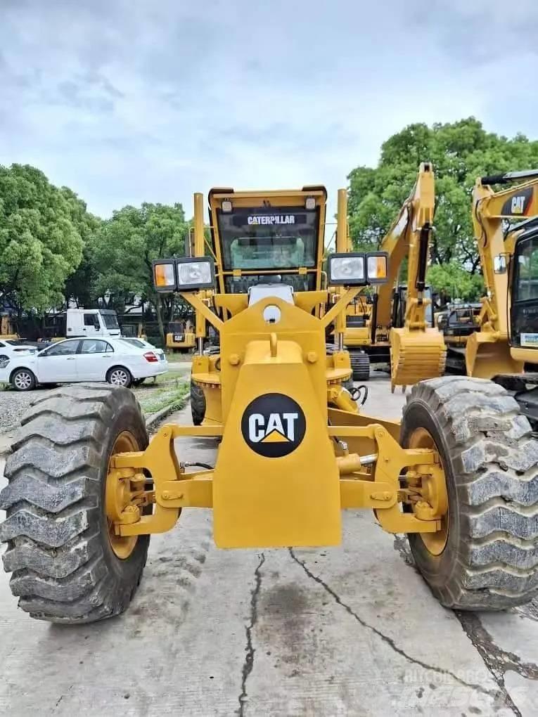 CAT 140 H Niveleuse