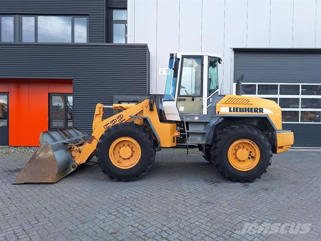 Liebherr L522 Chargeuse sur pneus