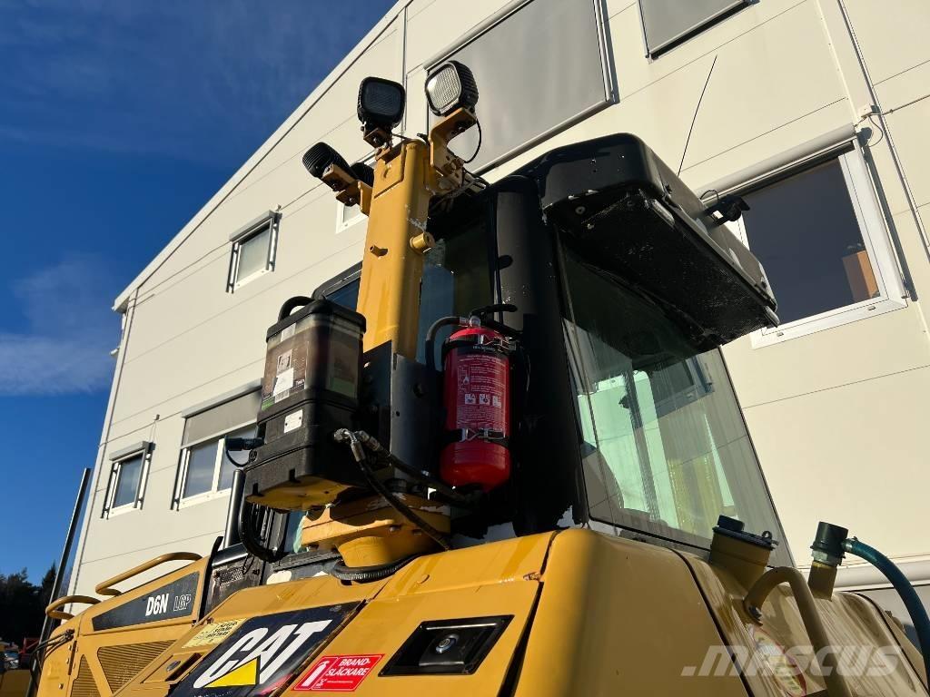 CAT D 6 N LGP Bouteurs sur chenilles