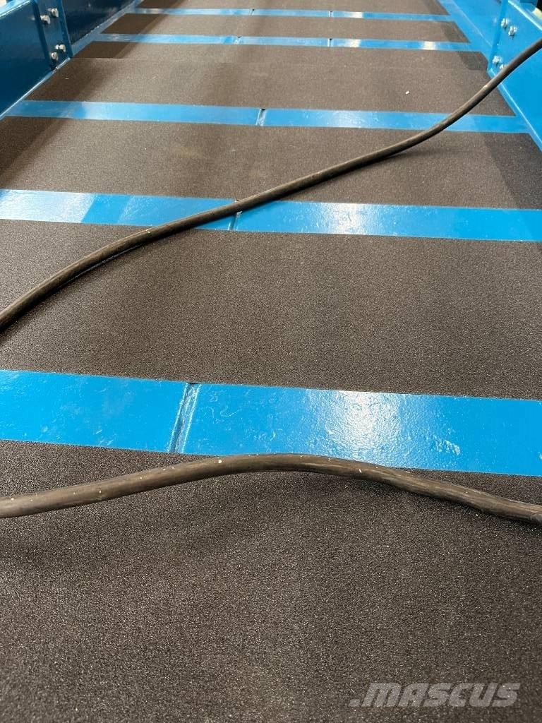  up richt X32N Nacelle ciseaux