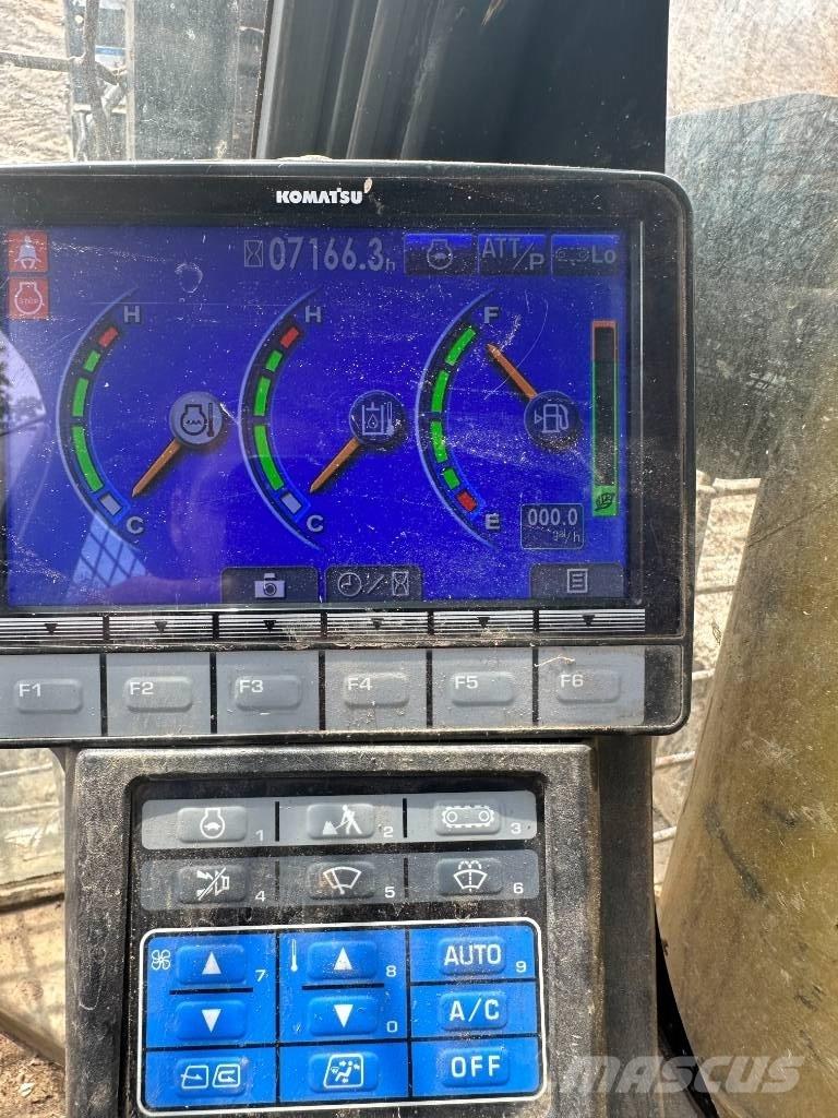 Komatsu PC 290 LC-10 Pelle sur chenilles