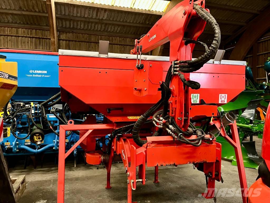 Kuhn Venta CSC 6000 Semoir combiné