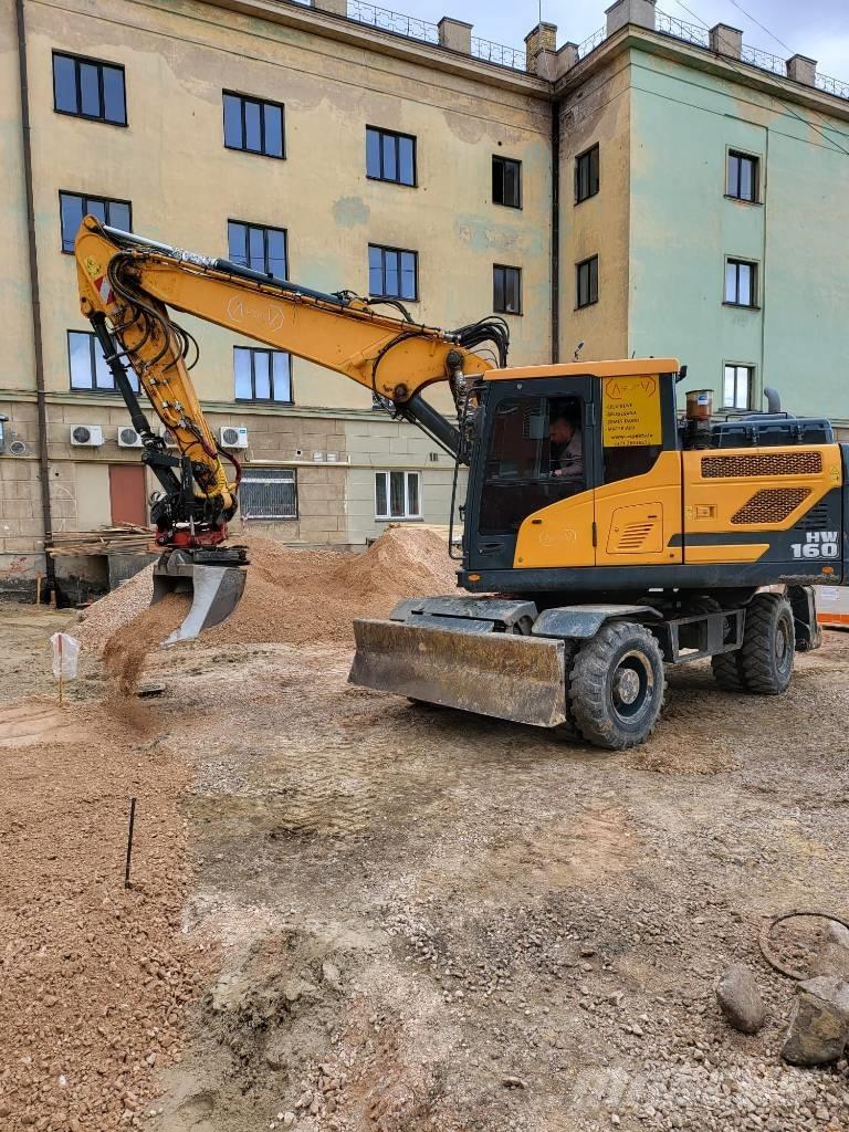 Hyundai HW160 Pelle sur pneus