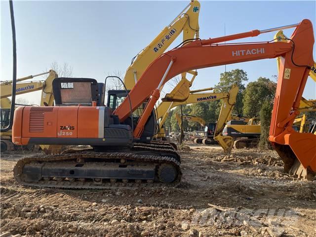 Hitachi ZX 250 LC Pelle sur chenilles