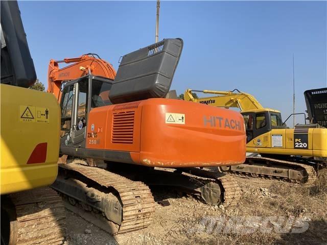 Hitachi ZX 250 LC Pelle sur chenilles