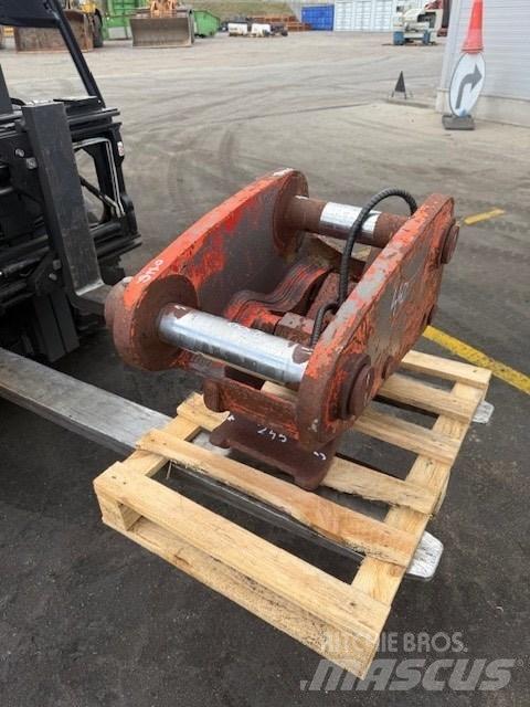 Miller VOLVO EC 160 Attache rapide pour godet