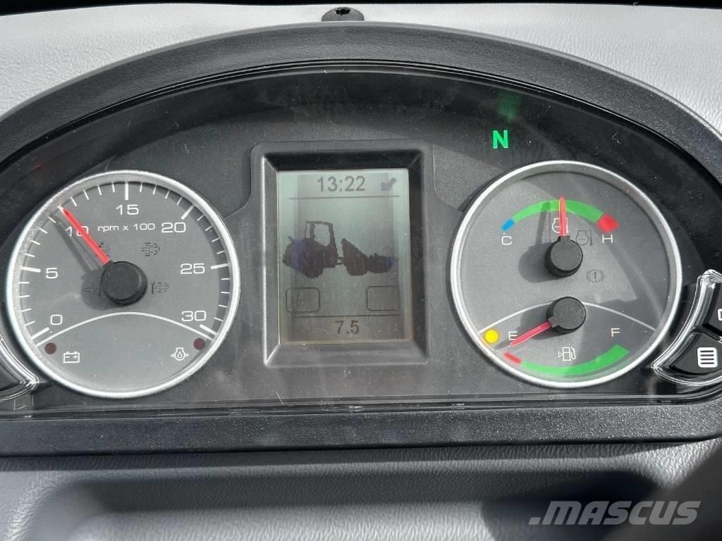 Mecalac AX 850 Chargeuse sur pneus