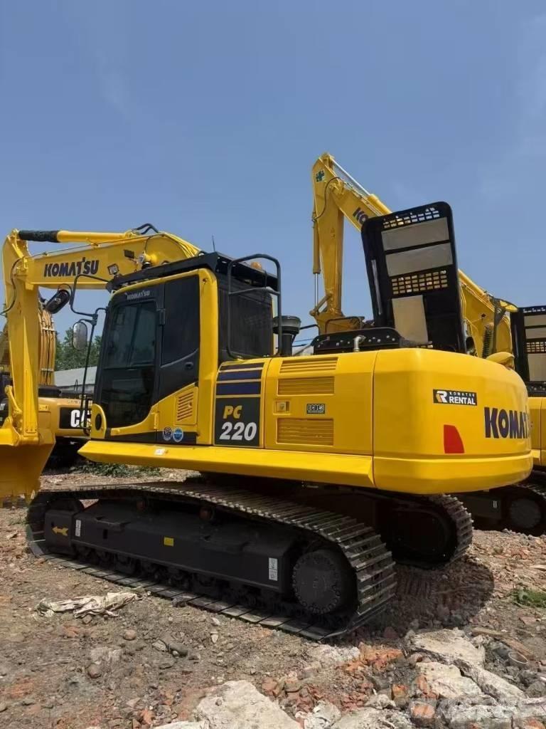 Komatsu 220LC-8 Pelle sur chenilles