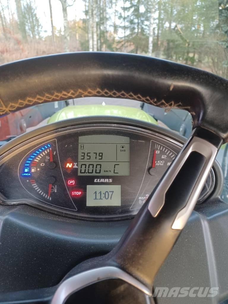 CLAAS Arion 530 Tracteur