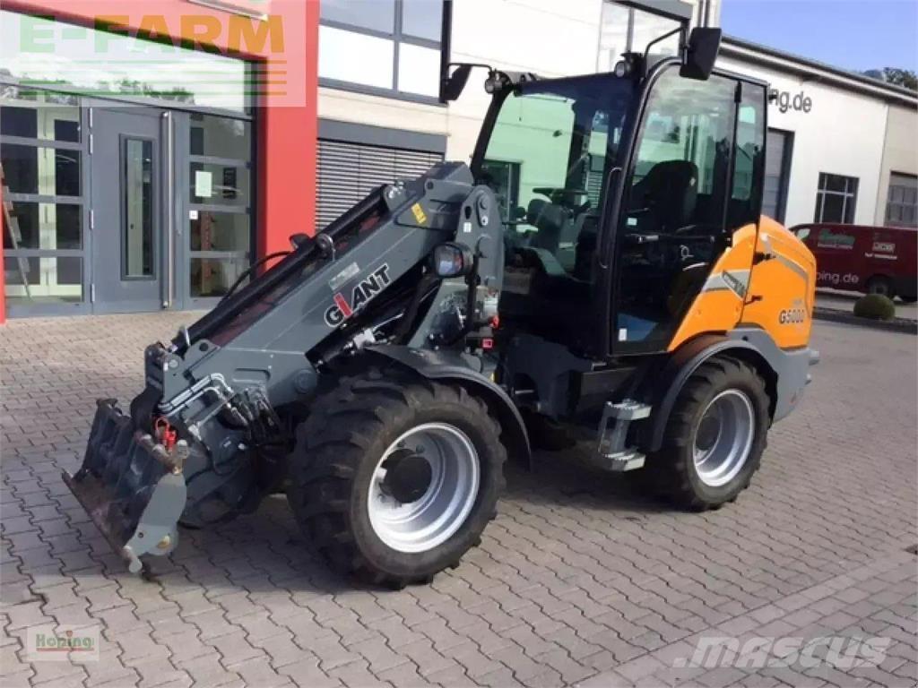 GiANT g5000 tele Mini pelle < 7t