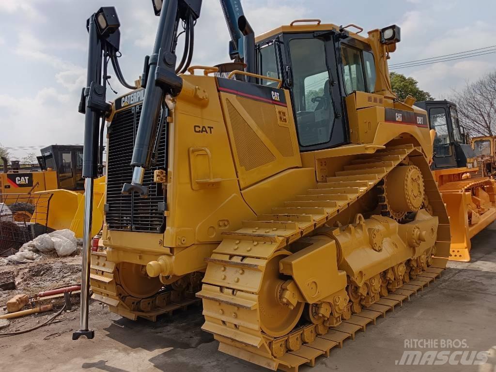 CAT D 8 T Bouteurs sur chenilles