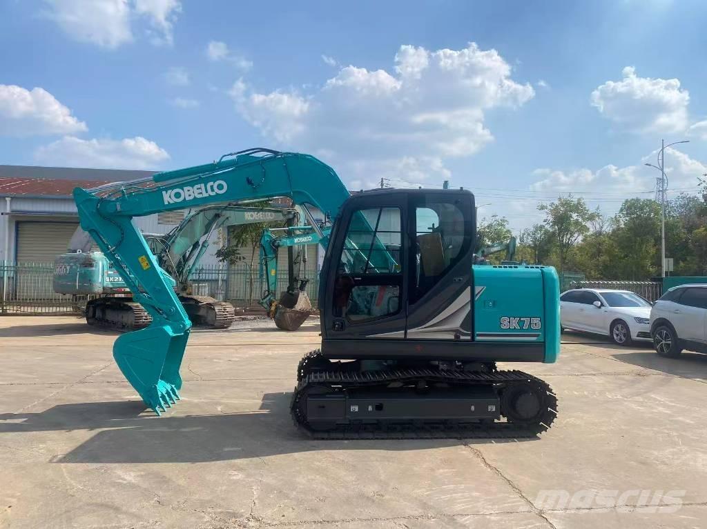 Kobelco SK75-11 Pelle sur chenilles