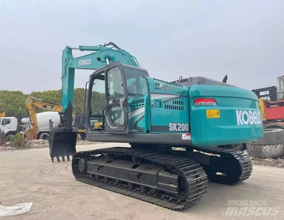 Kobelco SK 200 Pelle sur chenilles