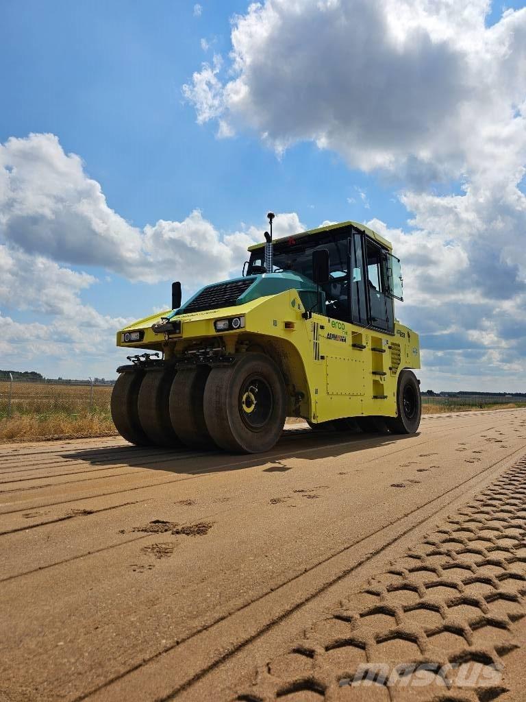 Ammann ART 240 Rouleaux à pneumatiques