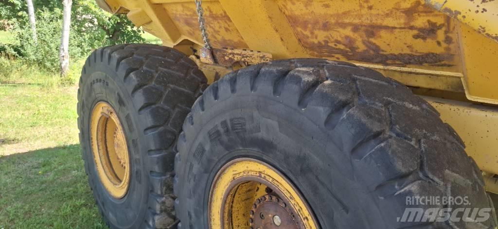 Bell B 30 E Tombereau articulé