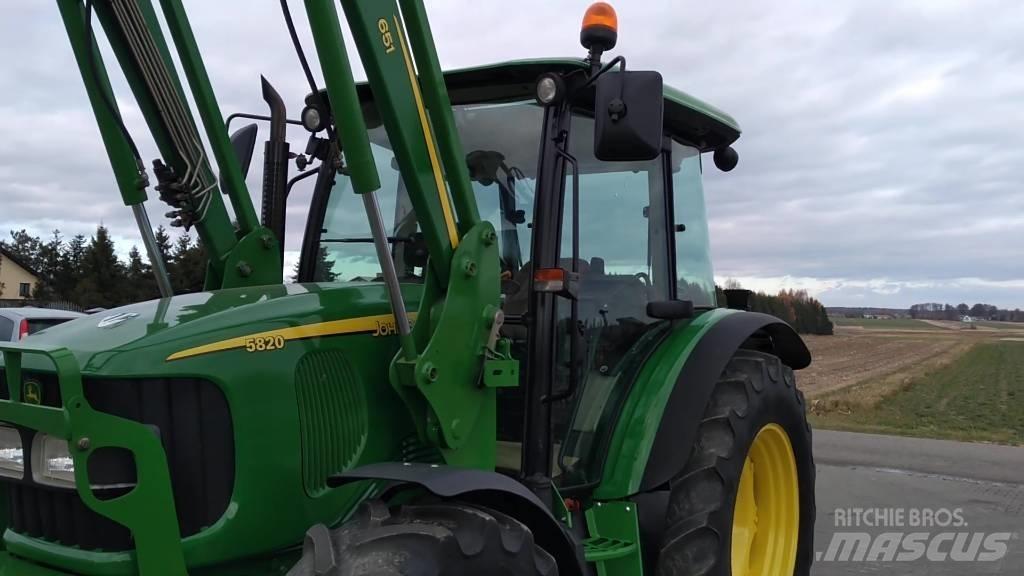 John Deere 5820 Tracteur