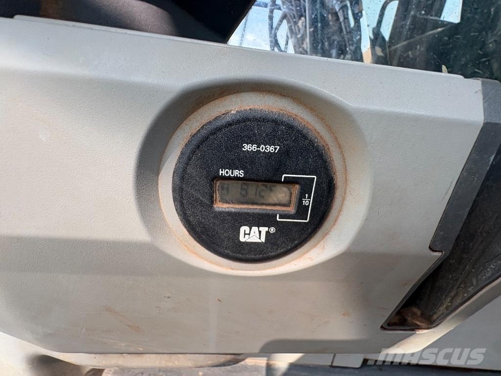 CAT 325 FL CR Pelle sur chenilles