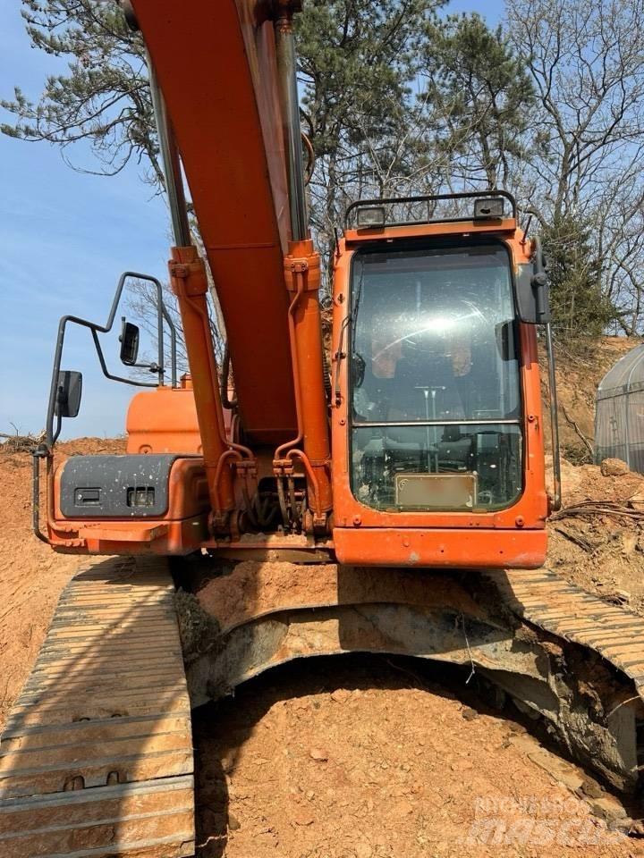 Doosan DX 220 LCA Pelle sur chenilles