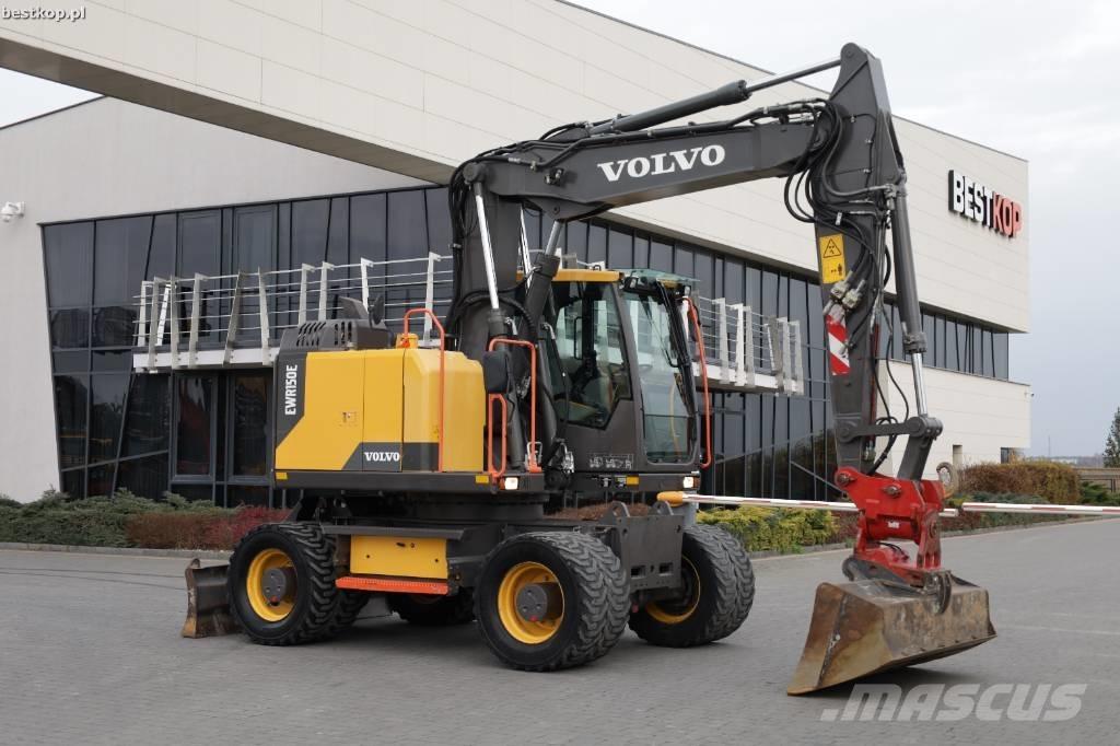 Volvo EWR 150 E Pelle sur pneus